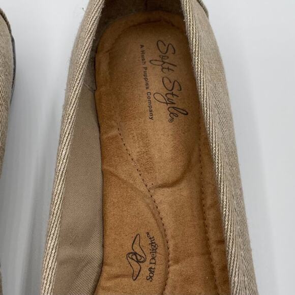 Soft Style Size 11 Wide Metallic Gold Loafers Moccasins Flats Tasseled Old Money - Picture 4 of 10